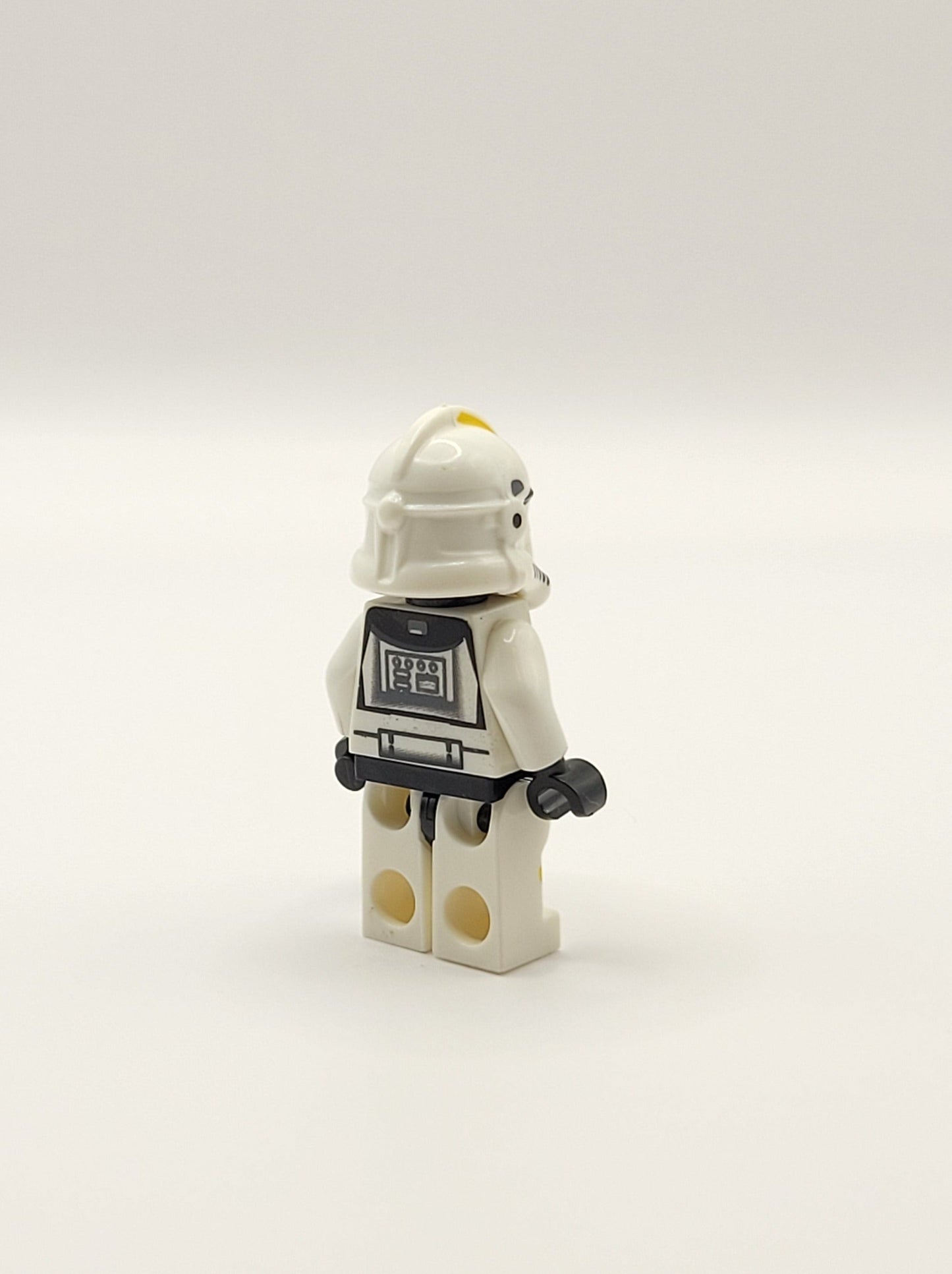 Yellow Episode 3 star wars clone trooper minifigure