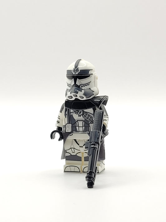 Custom Wolfpack Captain Clone Trooper Minifigure