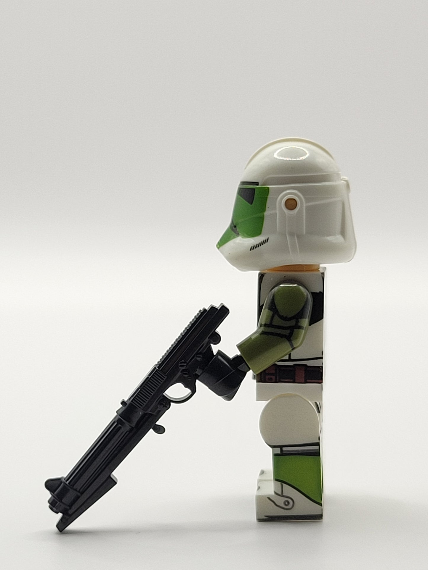 Custom Doom Squad Clone Trooper Starwars Minifigure With Shield